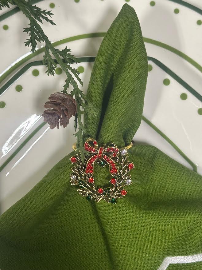 Red Bow Wreath Set of 4 Napkin Rings