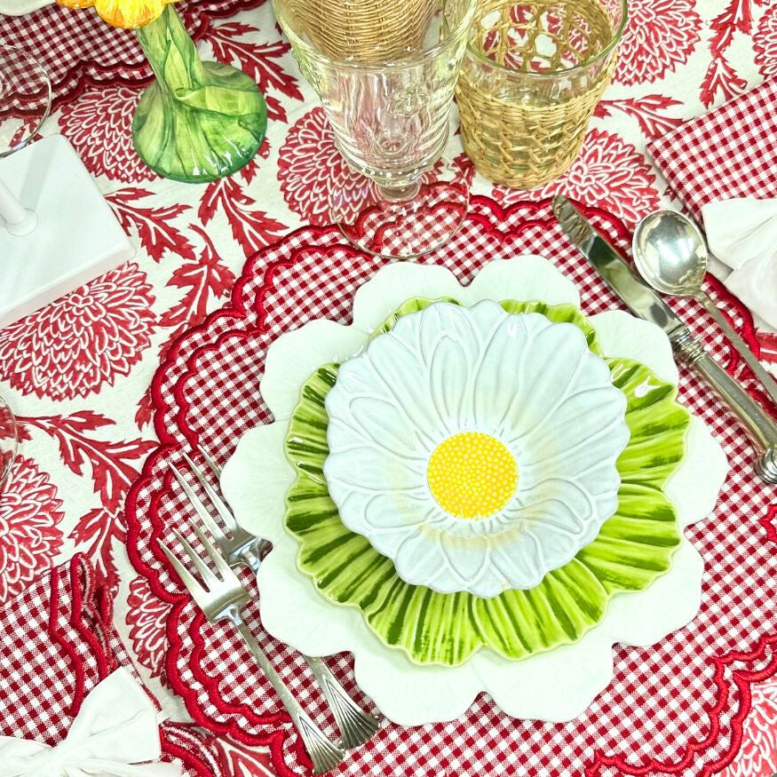 Catherine Tablecloth – Red & White