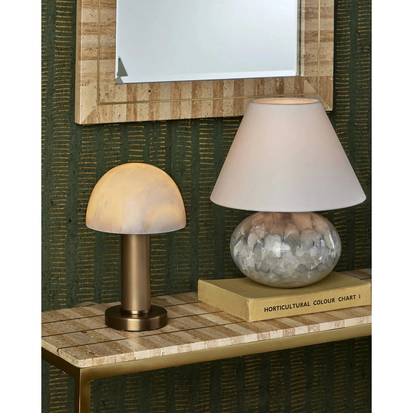 Dezi Mirror