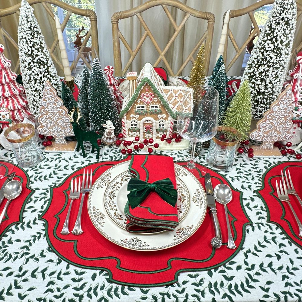 Dark Green Leaves - Tablecloth