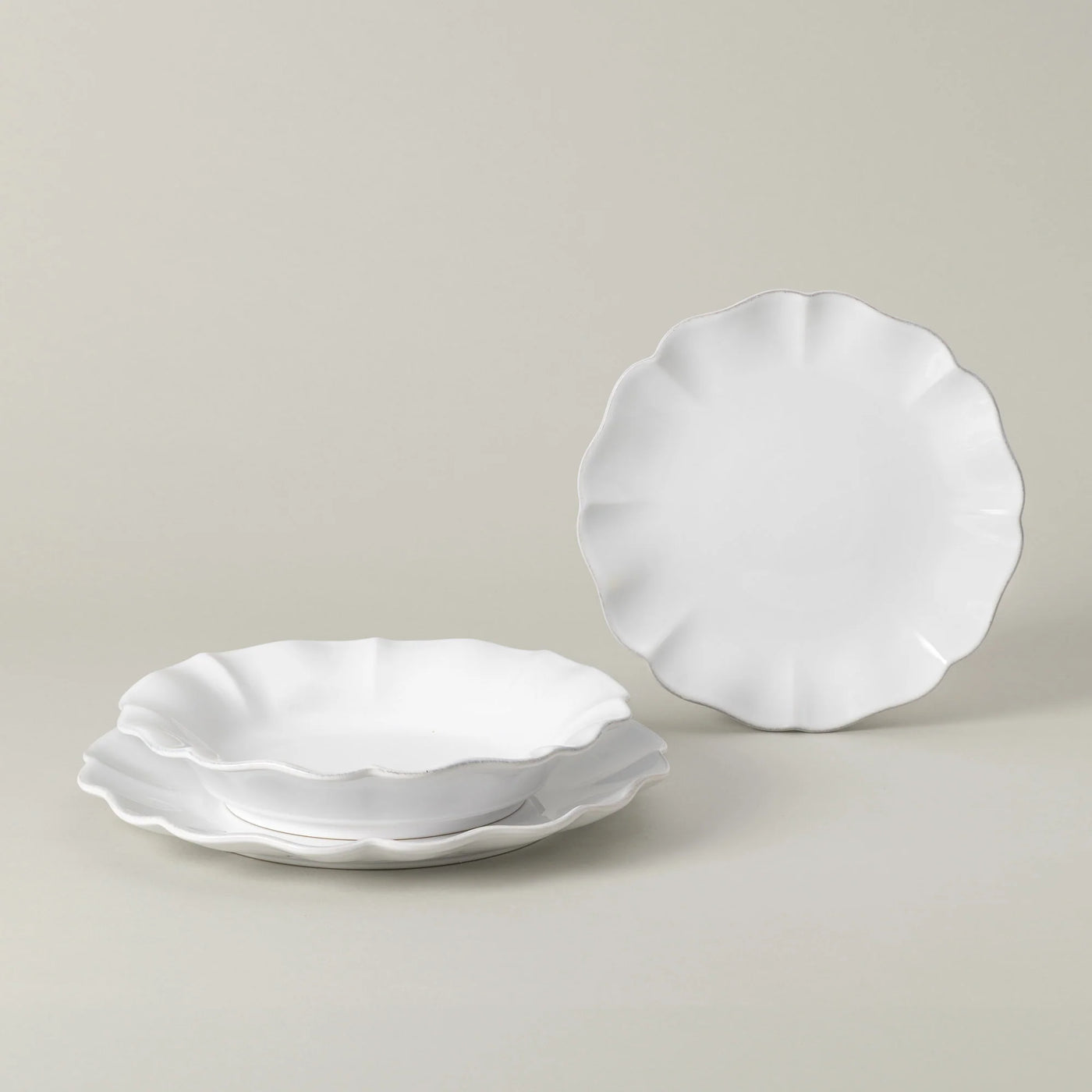 Rosa 12-Piece Dinnerware Set with Soup/Pasta Plate  (White)