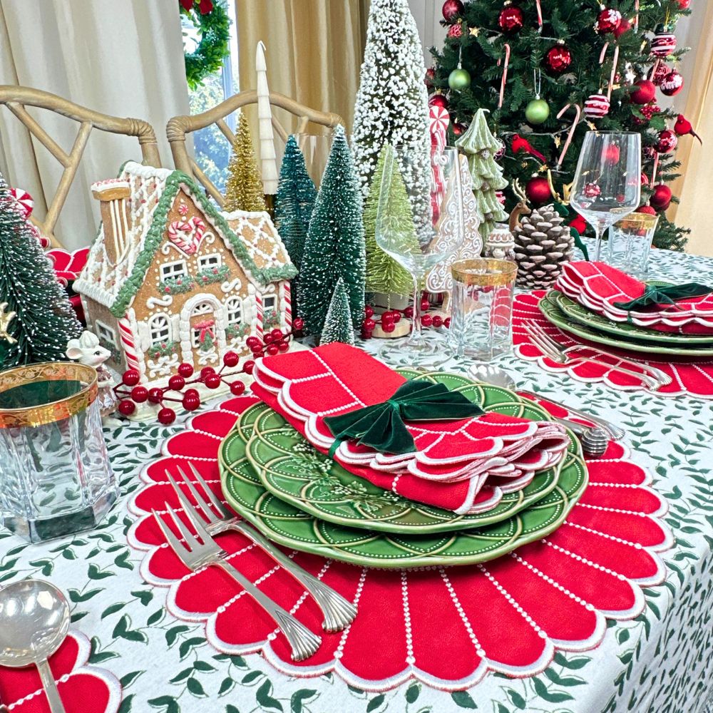 Dark Green Leaves - Tablecloth
