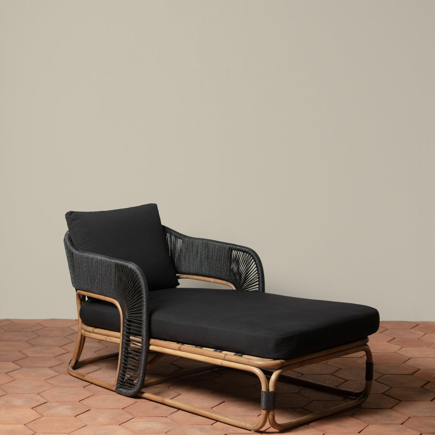 Glen Ellen Outdoor Sun Lounger