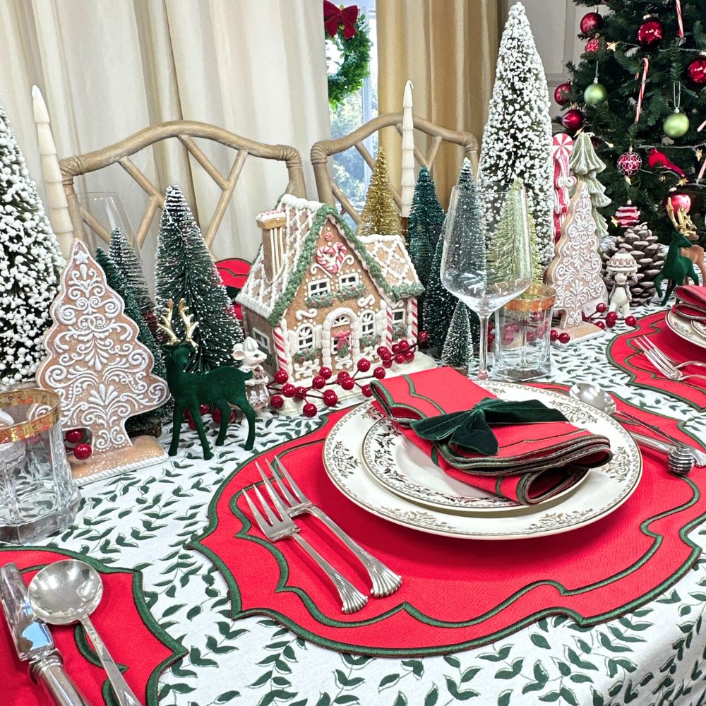 Dark Green Leaves - Tablecloth