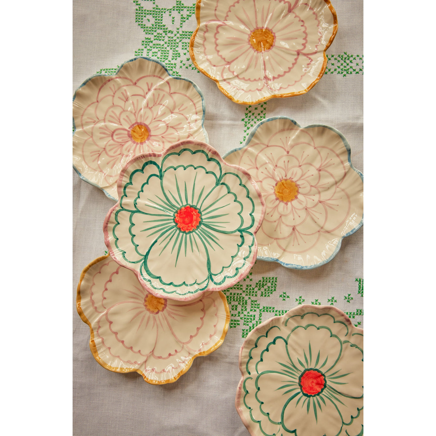 Ceramic Flower Shaped Side Plate with Yellow Border
