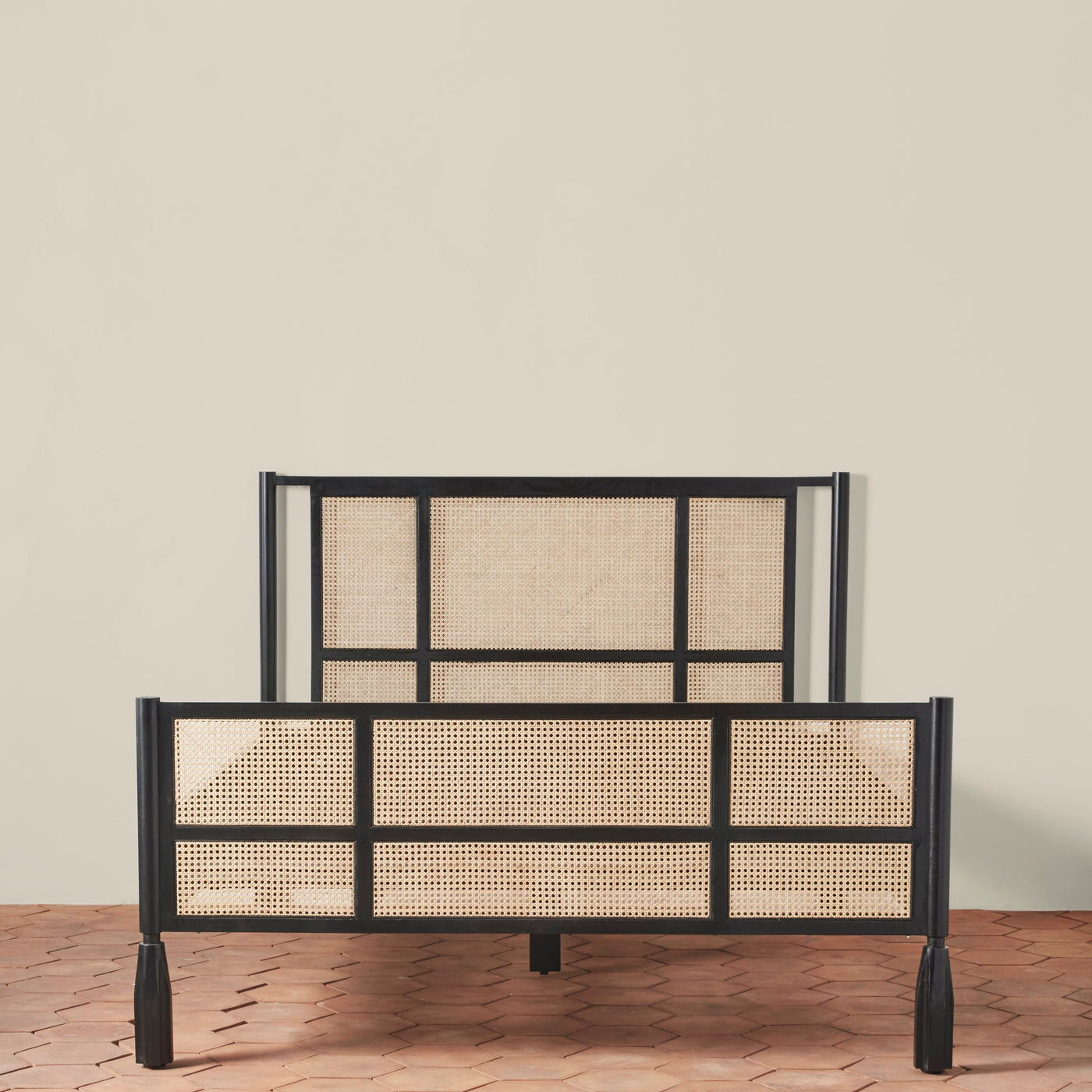 Stockholm Queen Bed