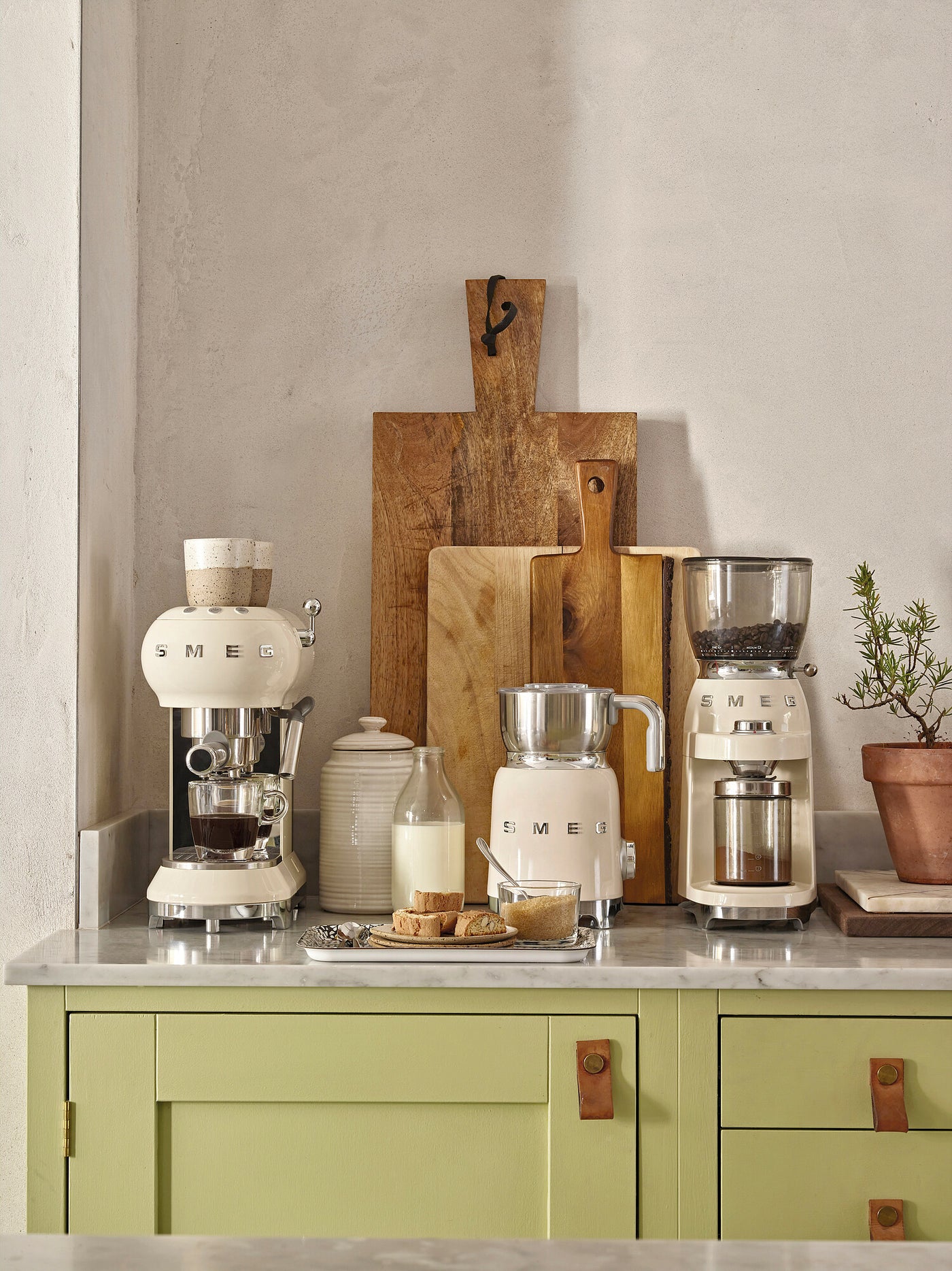 SMEG Retro Coffee Grinder