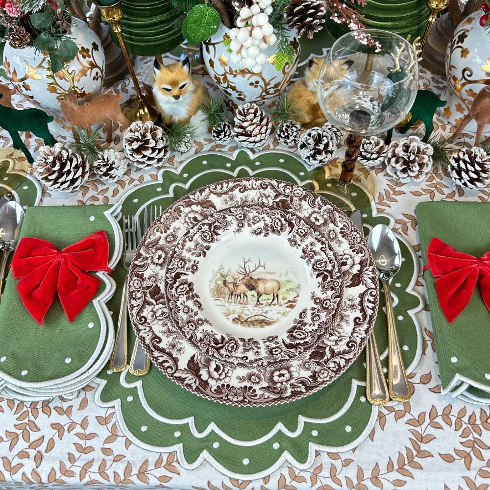 Woodland Leaves Tablecloth - Brown