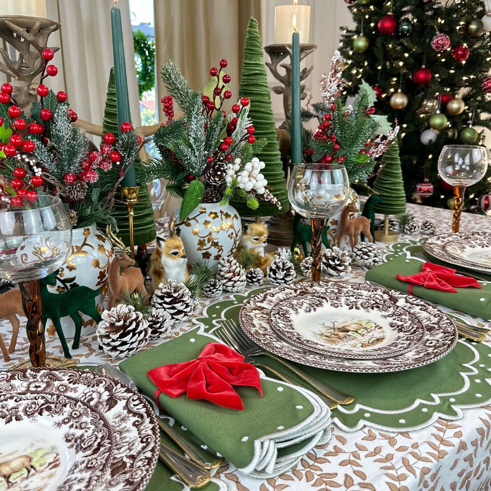 Woodland Leaves Tablecloth - Brown