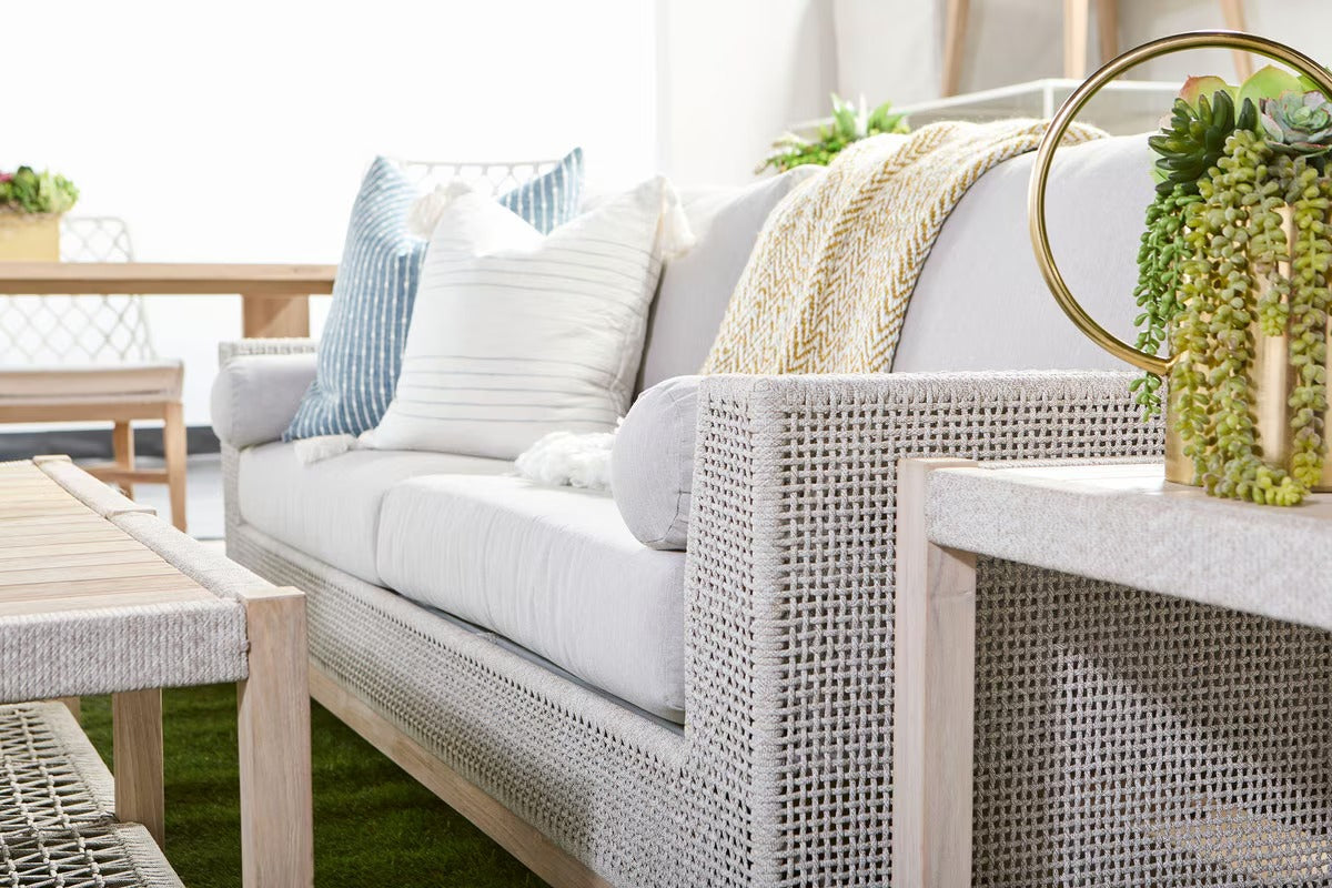 Wrap Outdoor Coffee Table