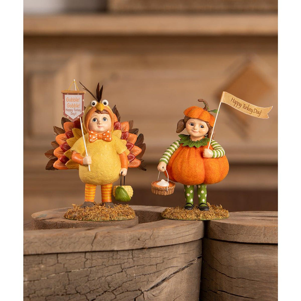 Petunia Pumpkin Pie by Bethany Lowe Designs